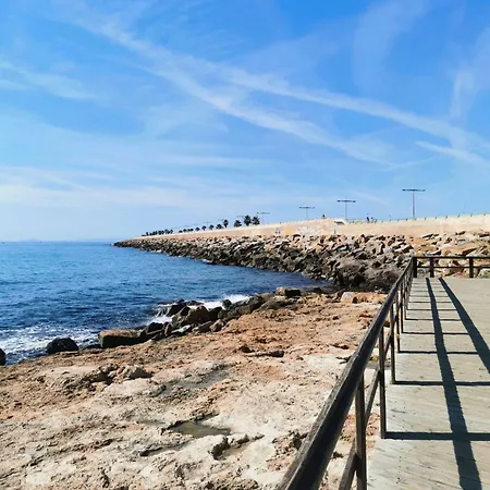 Costa De Verano With Swimming Pool In The Center Of Apartment Torrevieja