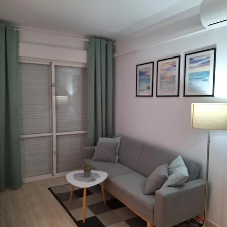 Apartment Costa De Verano With Swimming Pool In The Center Of Torrevieja